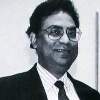 ولی عالم شاہین